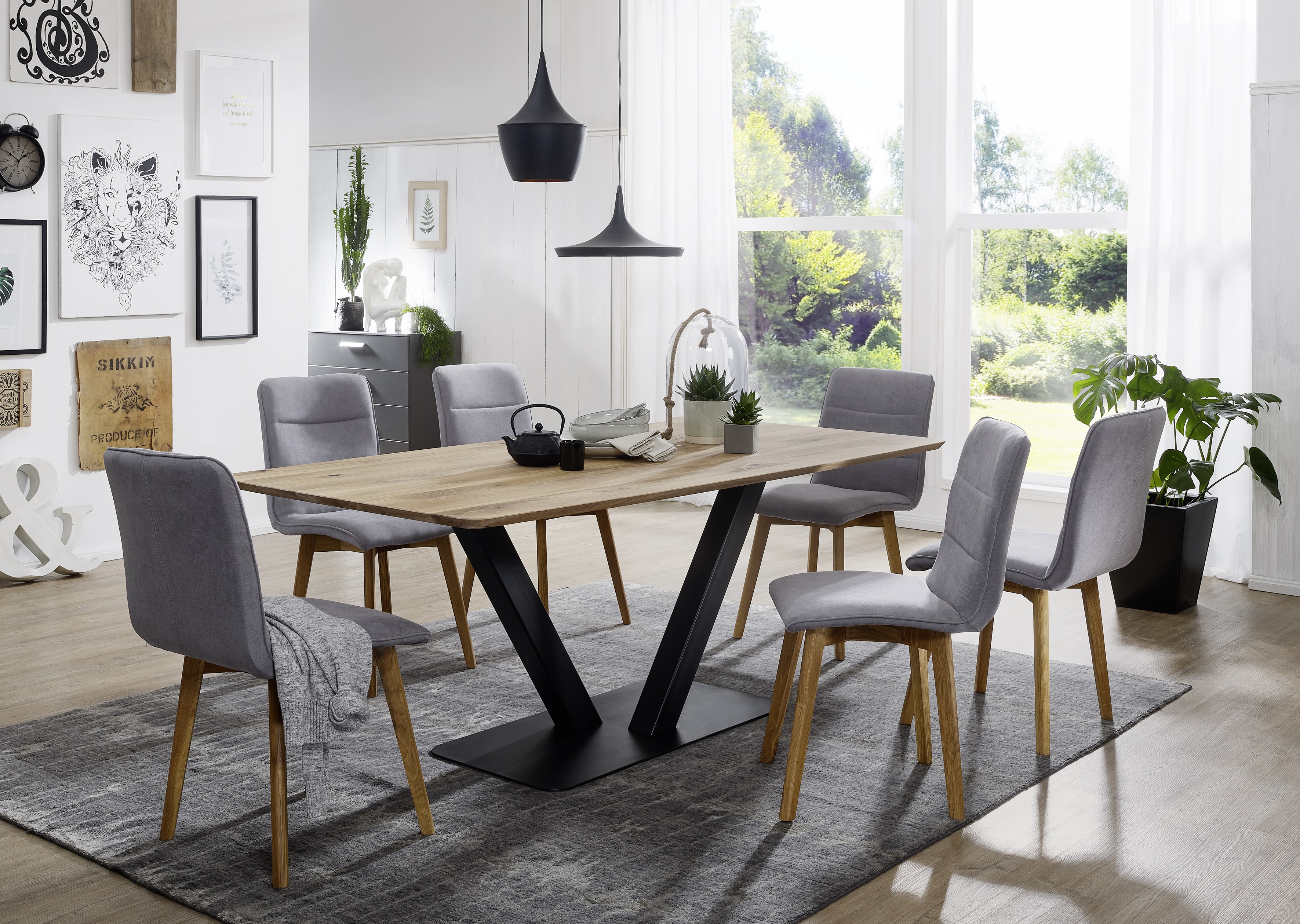 Esstisch TI-0541 Wildeiche Massiv Geölt 180x90 Metall Schwarz V-Fuß